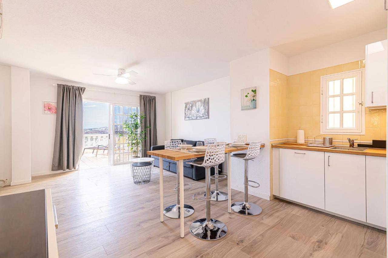 Floor With Ocean View Apartment *